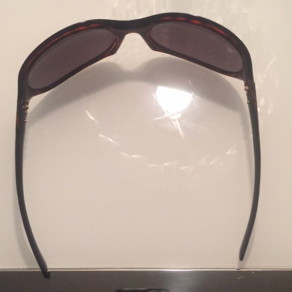 Gucci Tourtise colored sunglasses, authentic - Picture 7 of 15